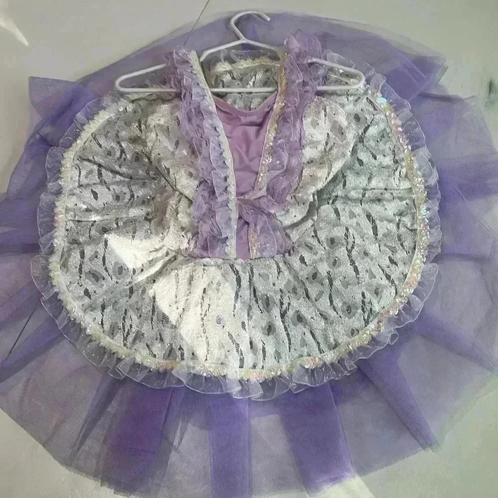 Revolution dancewear  size sc‎ style 532